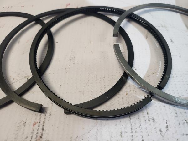 Kolbenringe YaMZ-238 / YaMZ-240